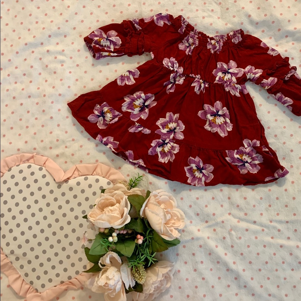 5️⃣🎉💃🏼 Old Navy baby swing dress 👯‍♀️